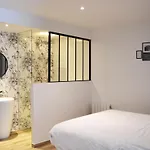 Du Chene Confort Option Jacuzzi Nyaraló
