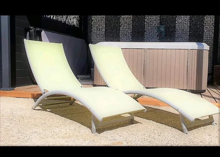 Du Chene Confort Option Jacuzzi *