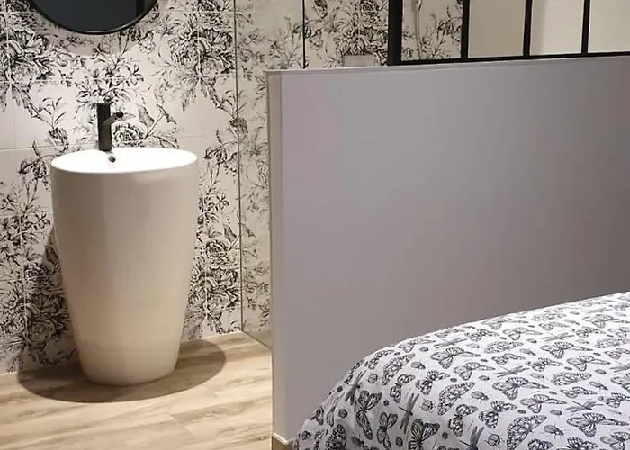 Du Chene Confort Option Jacuzzi Дом отдыха *