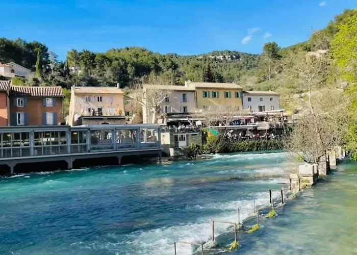 Du Chêne Villeneuve Les Avignon Confort Wifi,clim Casa de Férias *